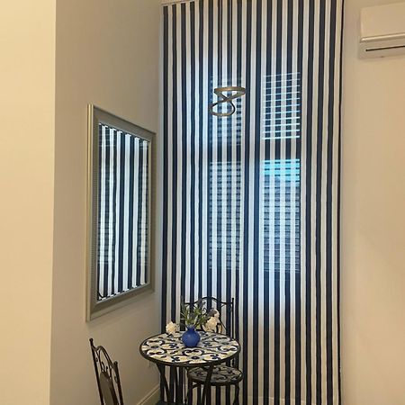 Gramsci 16 Hotel Наполи Екстериор снимка